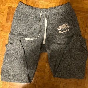 Women size medium roots sweatpants